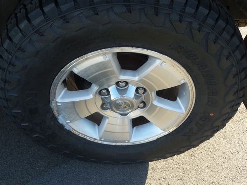 Used 2005 Toyota 4Runner SR5 image 68