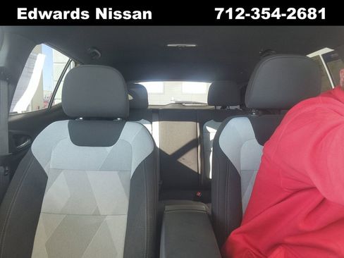 Used 2024 Chevrolet Trax RS w/ Driver Confidence Package image 33