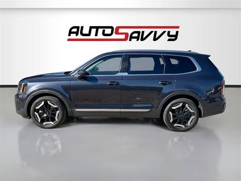 Used 2025 Kia Telluride EX image 4