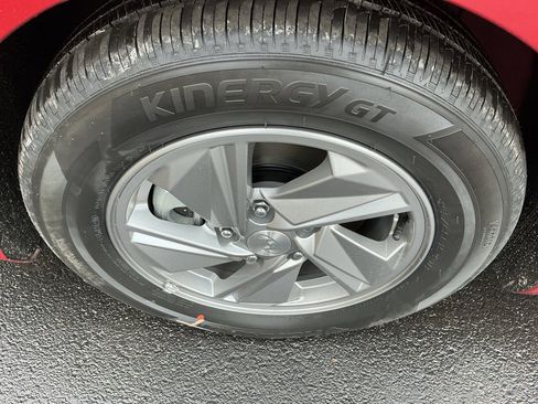 New 2026 Hyundai Elantra SE image 9