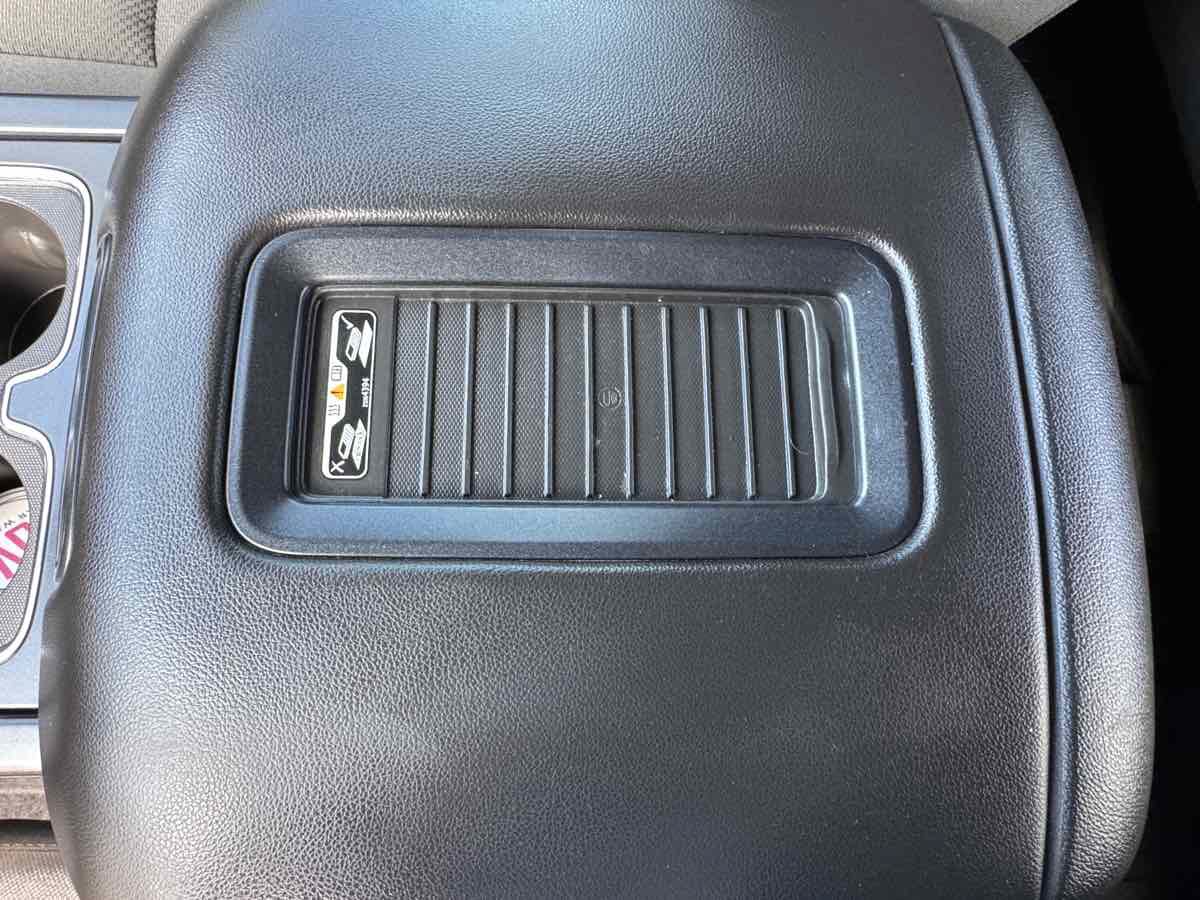 Used 2018 Chevrolet Silverado 1500 LT w/ All Star Edition RWD image 32