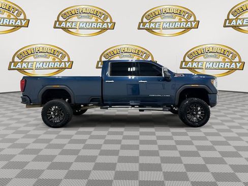 Used 2021 GMC Sierra 3500 Denali w/ Technology Package AWD/4WD image 9