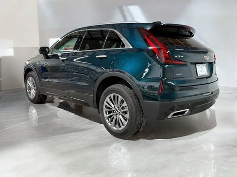 New 2025 Cadillac XT4 Premium Luxury image 2