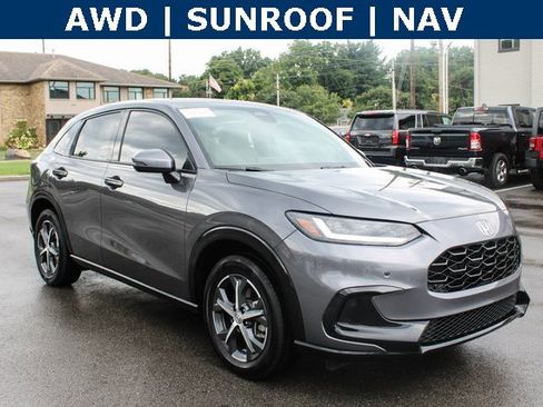 Used 2023 Honda HR-V EX-L image 2