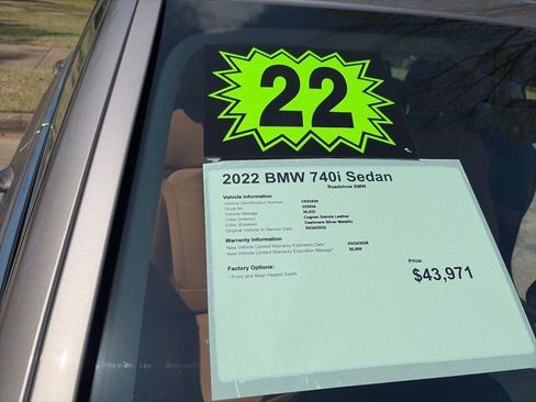 Used 2022 BMW 740i RWD image 20