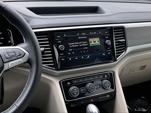 Certified 2022 Volkswagen Atlas SE image 7