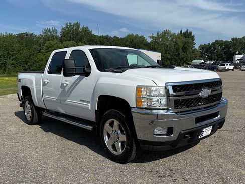 Used 2011 Chevrolet Silverado 2500 LTZ w/ Snow Plow Prep Package AWD/4WD image 2