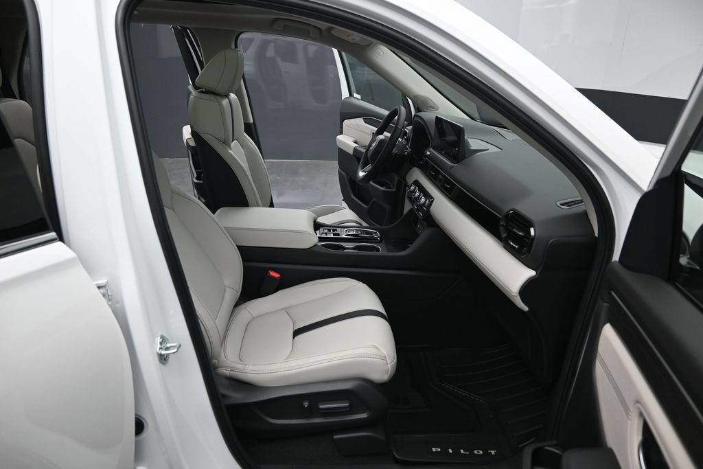 New 2026 Honda Pilot Touring image 34