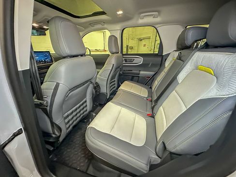 Used 2025 Ford Bronco Sport Badlands w/ Sasquatch Badlands Package AWD/4WD image 26