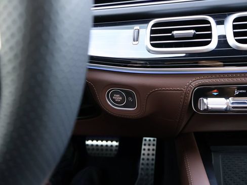 Certified 2024 Mercedes-Benz GLE 53 AMG 4MATIC Coupe image 31