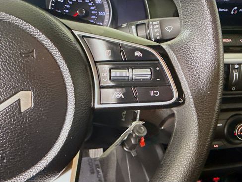 Used 2024 Kia Forte LXS image 15