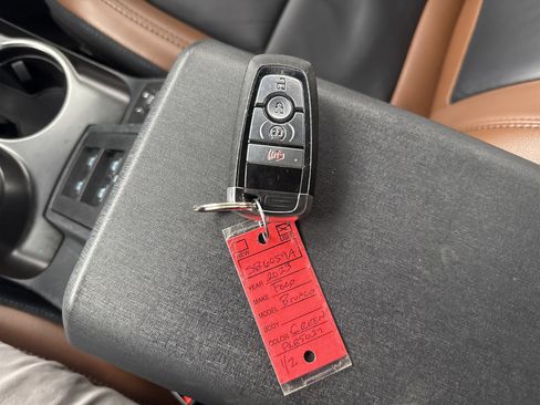 Used 2023 Ford Bronco Outer Banks image 31