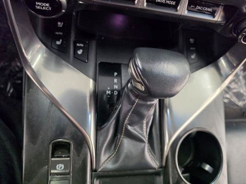 Used 2023 Lexus LX 600 4WD w/ Appearance Package image 28