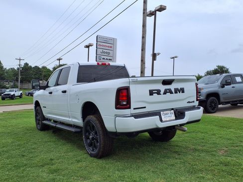 Used 2025 RAM 2500 Big Horn AWD/4WD image 19