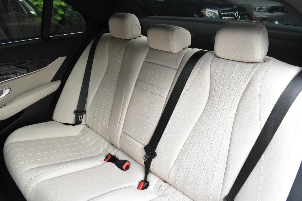Used 2020 Mercedes-Benz E 350 Sedan image 17