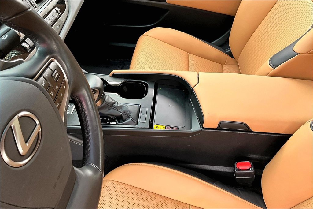 Used 2025 Lexus ES 350 w/ Premium Package FWD image 16