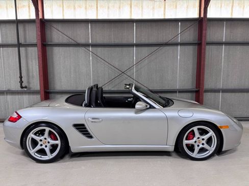 Used 2006 Porsche Boxster S RWD image 40