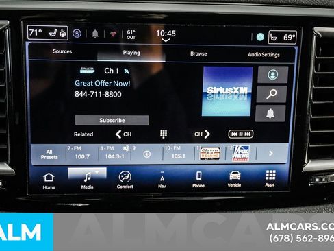 Used 2024 Chrysler Pacifica Select image 39