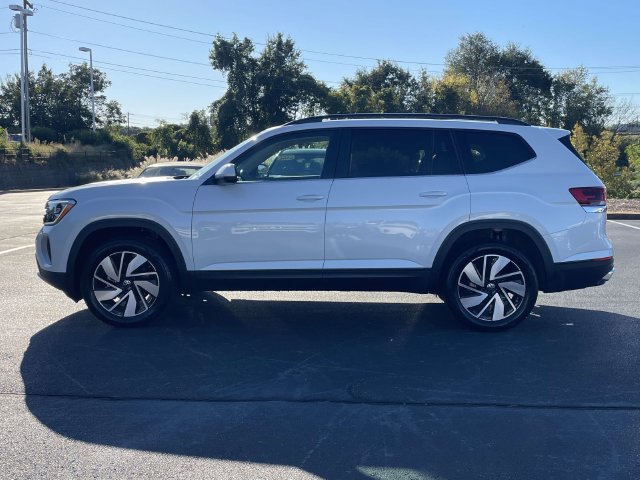 Certified 2026 Volkswagen Atlas SE FWD image 4