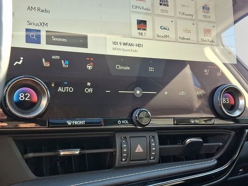 Used 2023 Lexus NX 350h AWD w/ Premium Package image 17