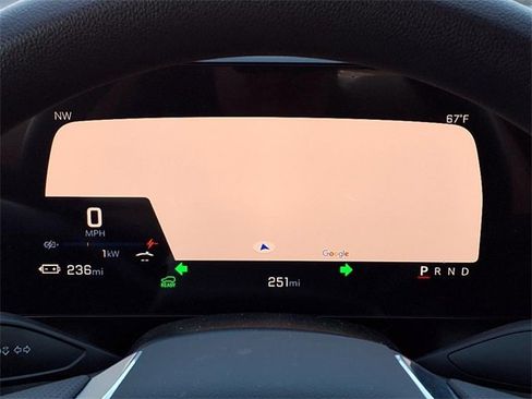 Used 2025 Chevrolet Equinox EV LT image 16