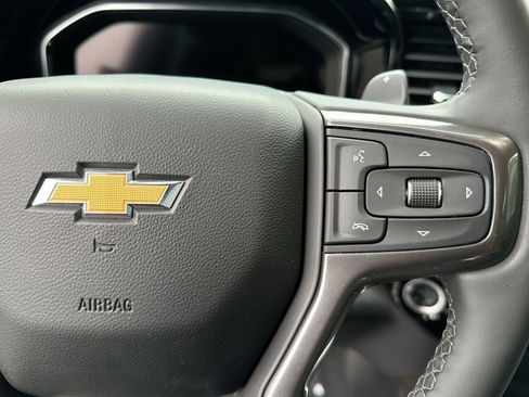 Used 2025 Chevrolet Silverado 1500 High Country w/ High Country Premium Package AWD/4WD image 18