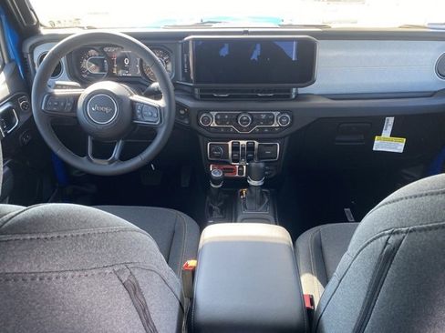 New 2025 Jeep Gladiator Willys image 33