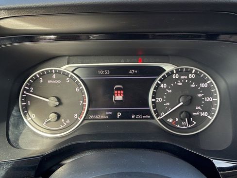 Used 2023 Nissan Pathfinder SL w/ Lighting Package (N92) image 19