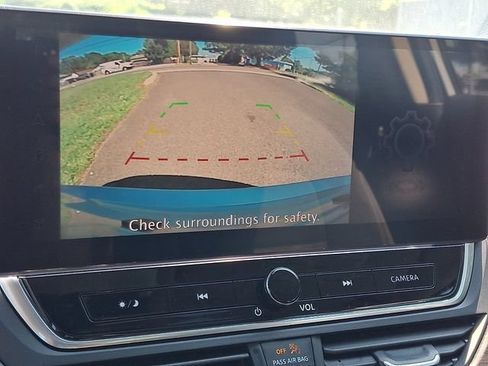 Used 2024 Nissan Altima 2.5 SV w/ SV Premium Package FWD image 19