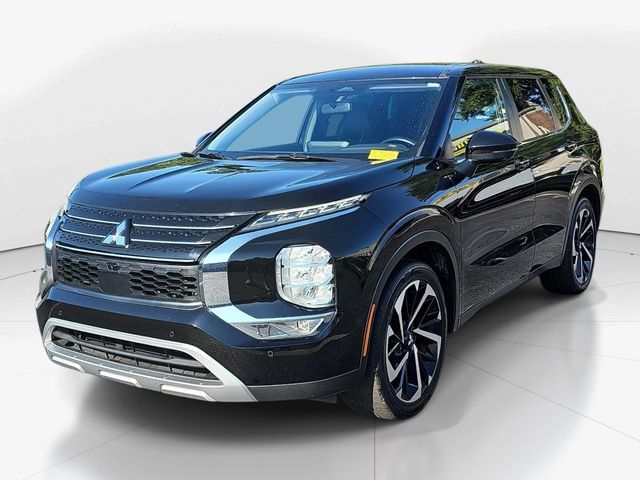 Used 2024 Mitsubishi Outlander SE FWD image 7