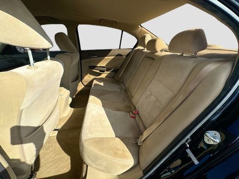 Used 2010 Honda Accord LX-P image 27