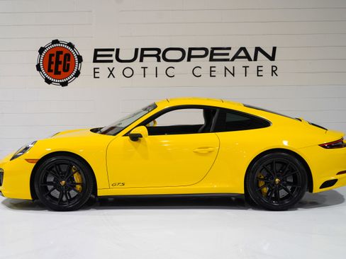 Used 2019 Porsche 911 Carrera GTS RWD image 7