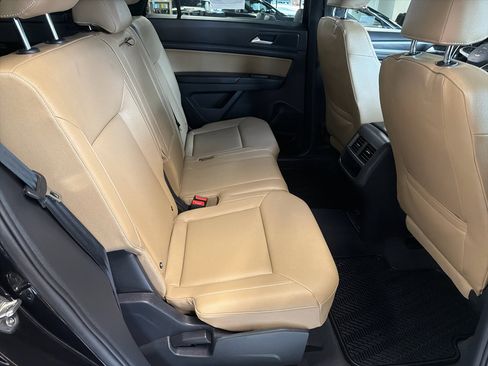 Used 2020 Volkswagen Atlas Cross Sport SEL image 22