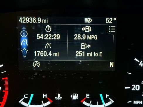 Used 2020 Ford Escape SEL image 12