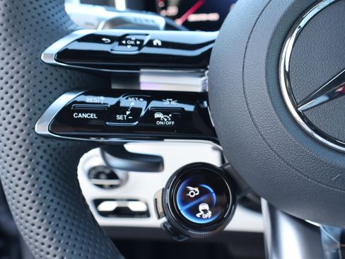 New 2026 Mercedes-Benz SL 63 AMG S e Performance 4MATIC image 25