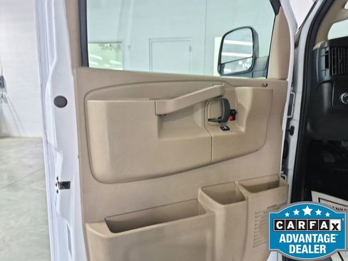 Used 2021 Chevrolet Express 3500 Extended w/ Driver Convenience Package RWD image 16