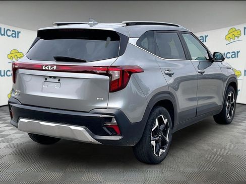 Used 2024 Kia Seltos EX AWD/4WD image 6