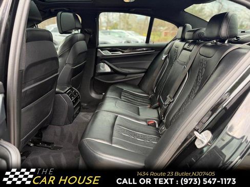 Used 2017 BMW 540i xDrive image 19