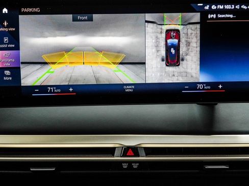 Used 2022 BMW iX xDrive50 w/ Sport Package image 29