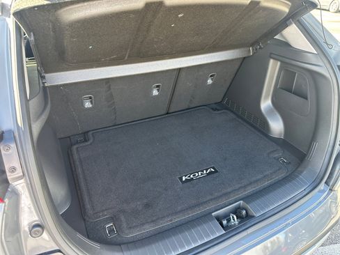Used 2023 Hyundai Kona SE w/ Cargo Package image 26