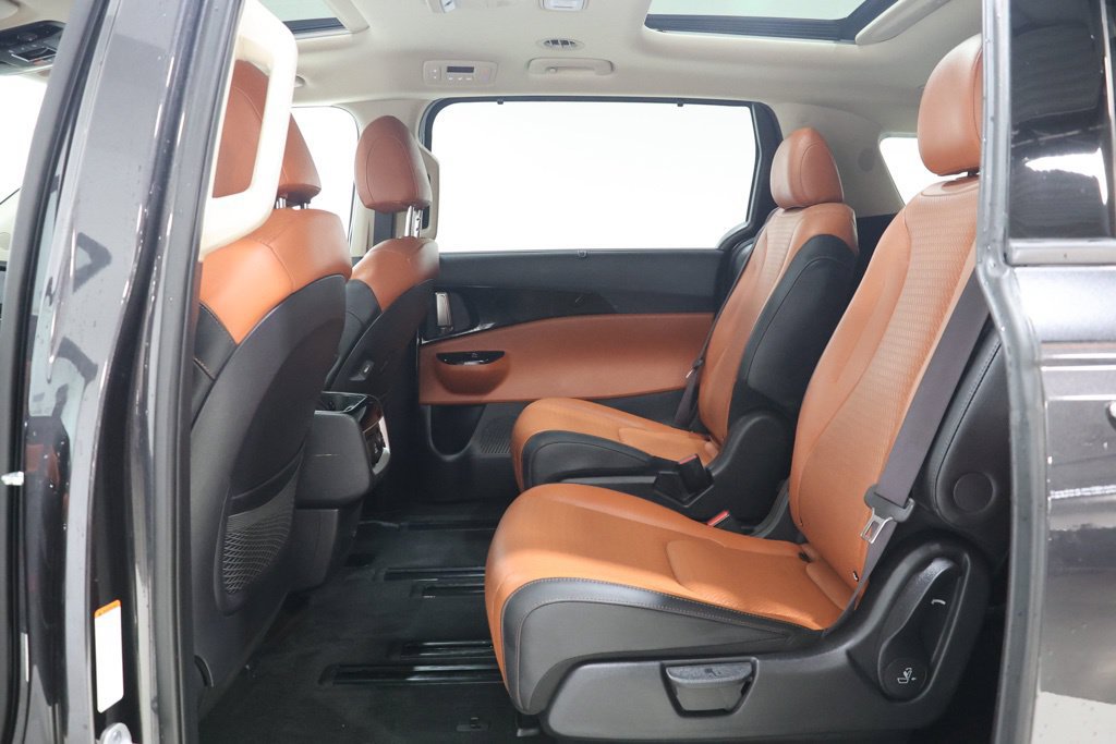Used 2024 Kia Carnival SX Prestige FWD image 30
