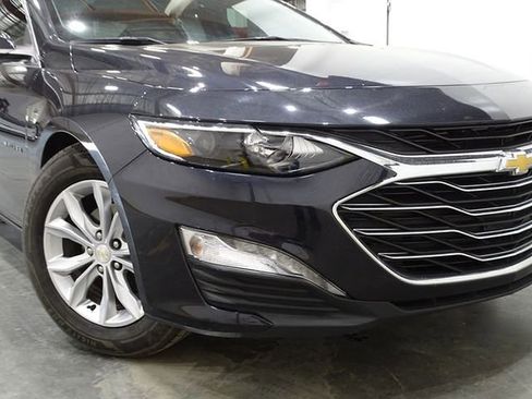 Used 2023 Chevrolet Malibu LT image 40