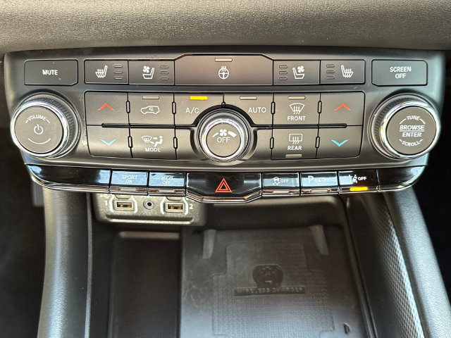 Used 2022 Dodge Durango R/T AWD/4WD image 36