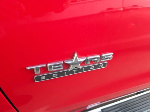 Used 2019 Chevrolet Silverado 1500 LT w/ Texas Edition image 14