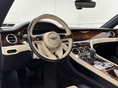 Used 2020 Bentley Continental GT AWD/4WD image 17
