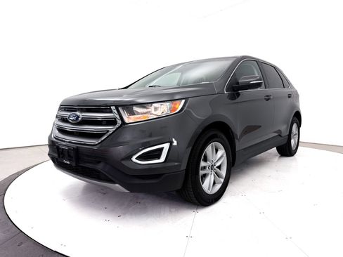 Used 2018 Ford Edge SEL AWD/4WD image 3
