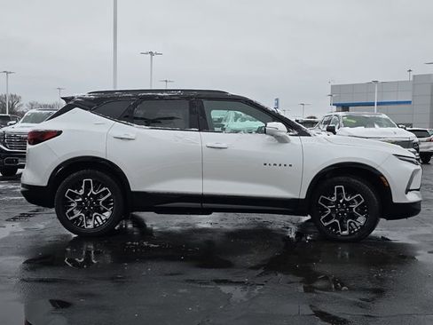 Used 2023 Chevrolet Blazer RS w/ Driver Confidence II Package image 17