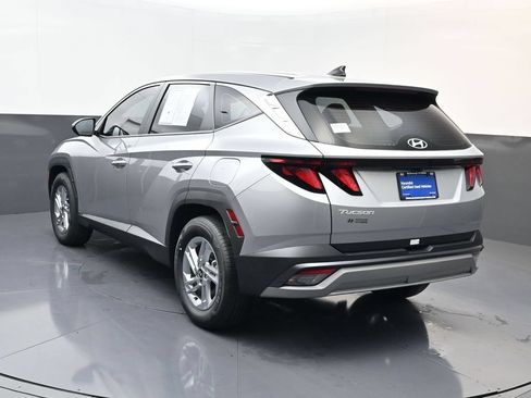 Certified 2026 Hyundai Tucson SE FWD image 6