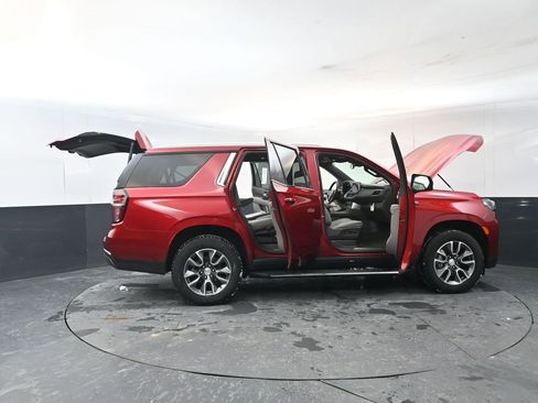 Used 2023 Chevrolet Tahoe LT w/ LT Signature Package image 25