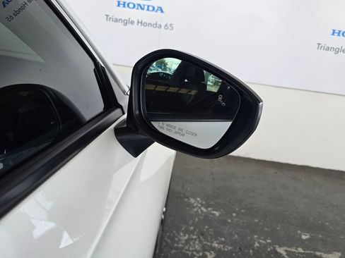 Used 2023 Honda Civic EX-L image 44